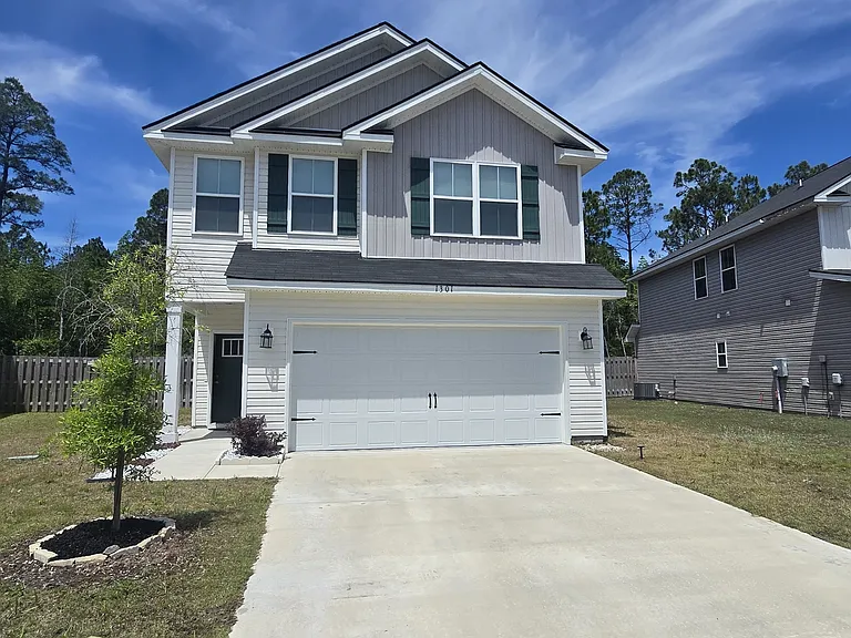 1301 Grayson Ave — Photo 1