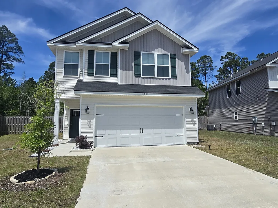 1301 Grayson Ave