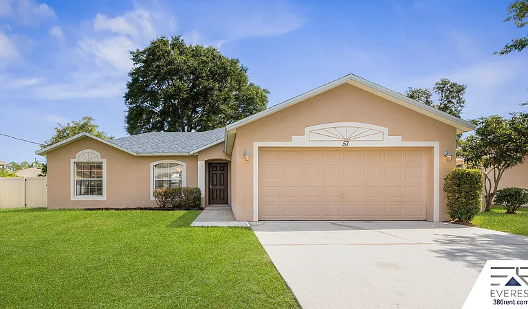 57 Pin Oak Dr — Photo 2