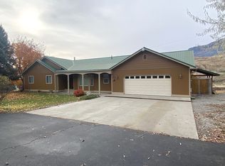 105 Bill Shaw Rd, Pateros, WA 98846