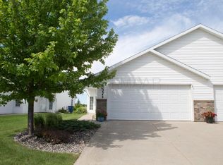 3349 38th St S, Moorhead, MN 56560