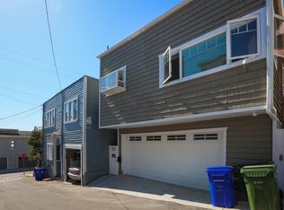 125 8th Pl, Manhattan Beach, CA 90266