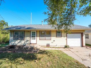 1624 W Webb Ave, El Dorado, KS 67042