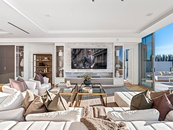 4th image of 725 S Ocean Boulevard #101