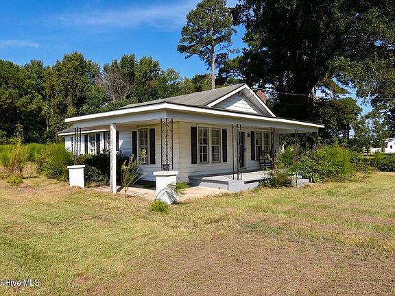 2nd image of 211 Paul Hare Road