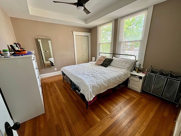 5th image of 4115 Forest Ave #2
