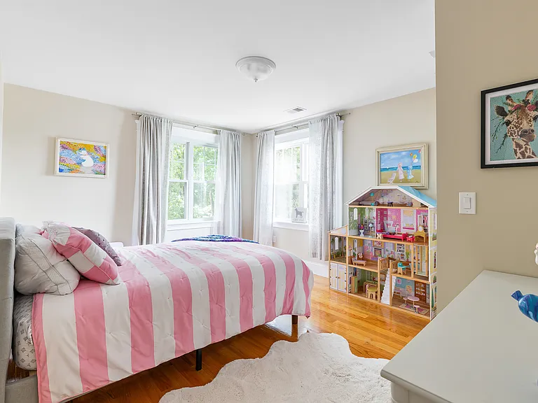 37 Sassamon Ave — Photo 15