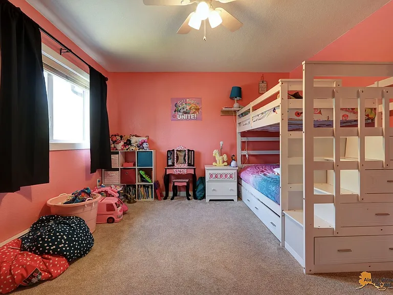 10137 Birch Ln — Photo 21
