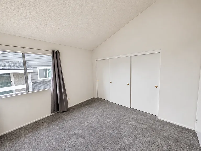 3727 Mesa Oak Ln — Photo 40
