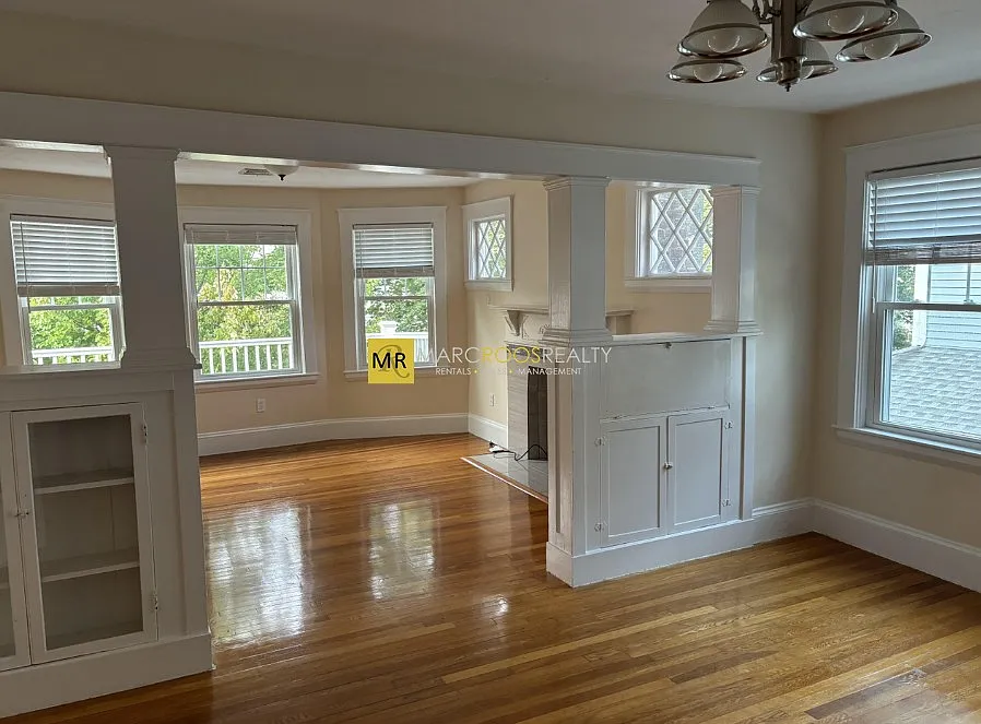 2 bed, 1.0 bath, $3,400 — Photo 4
