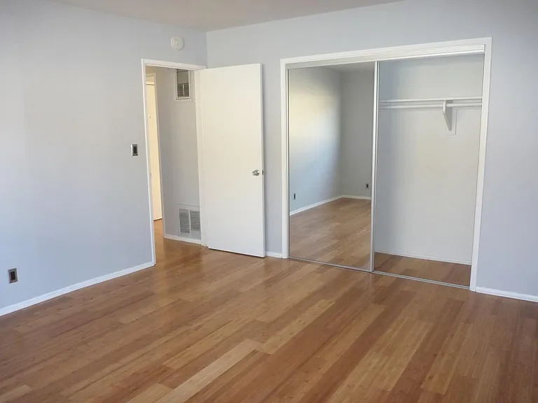 1527 Princeton St #5 — Photo 17