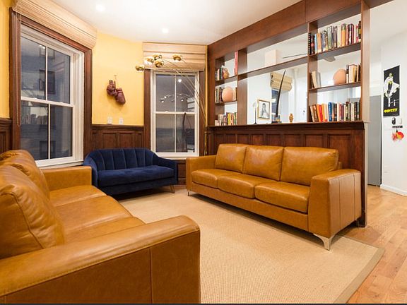2nd image of 7 W 92nd St APT 5