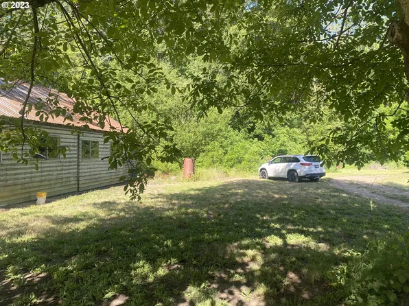 93146 Applegate Trl, Junction City, OR 97448
