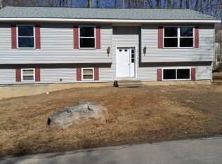 8226 Sunset Dr, Tobyhanna, PA 18466