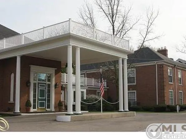 17111 E Jefferson Ave APT 23, Grosse Pointe, MI 48230