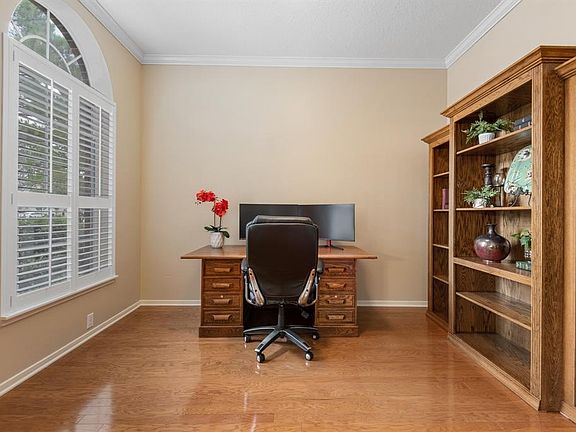 Beautiful office/Study with a french door entry.