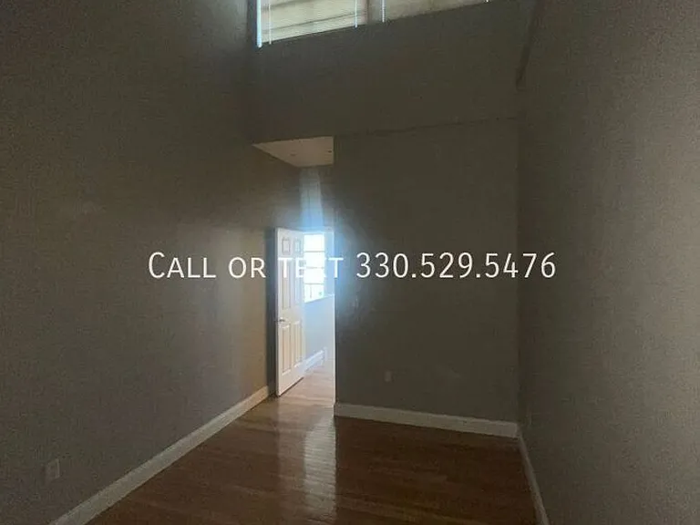 2404 Prospect Ave — Photo 29