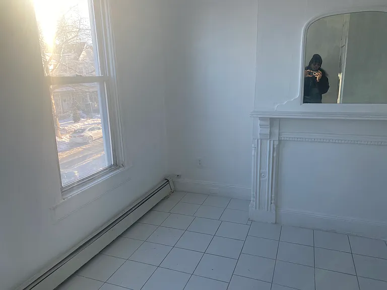 121 Highland Ave #1 — Photo 2