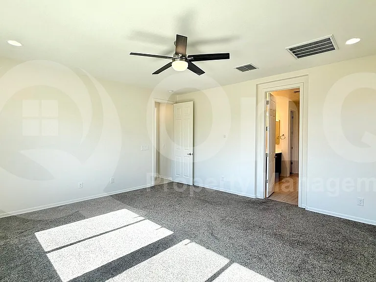 9673 W Cashman Dr — Photo 10