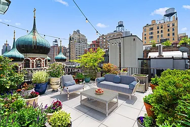 Rented by Nest Seekers International