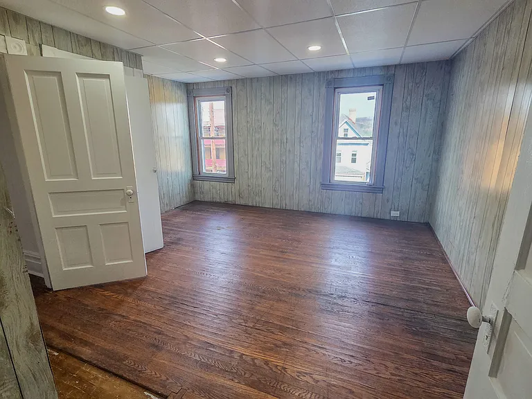 346 E 12th Ave #1 — Photo 36