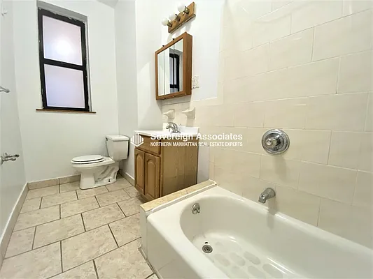 Rented by Sovereign Associates | media 22