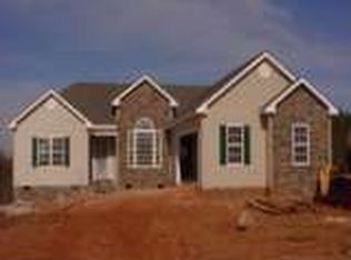 266 Harper Ln, Royston, GA