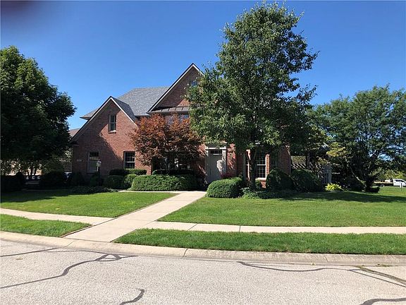 2nd image of 2471 Bridle Way