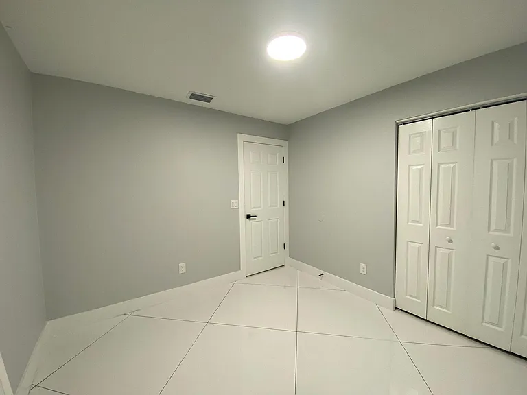 2032 Gregory Dr — Photo 17