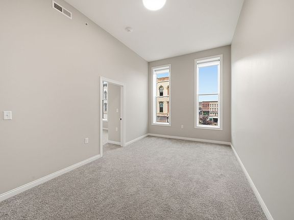 3rd image of 115 S Main St #203