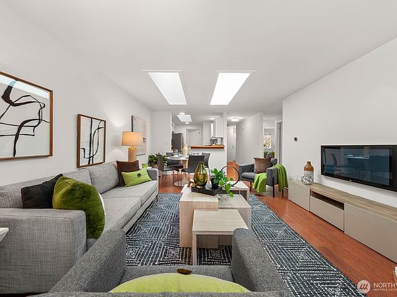 4th image of 13714 134th Avenue NE