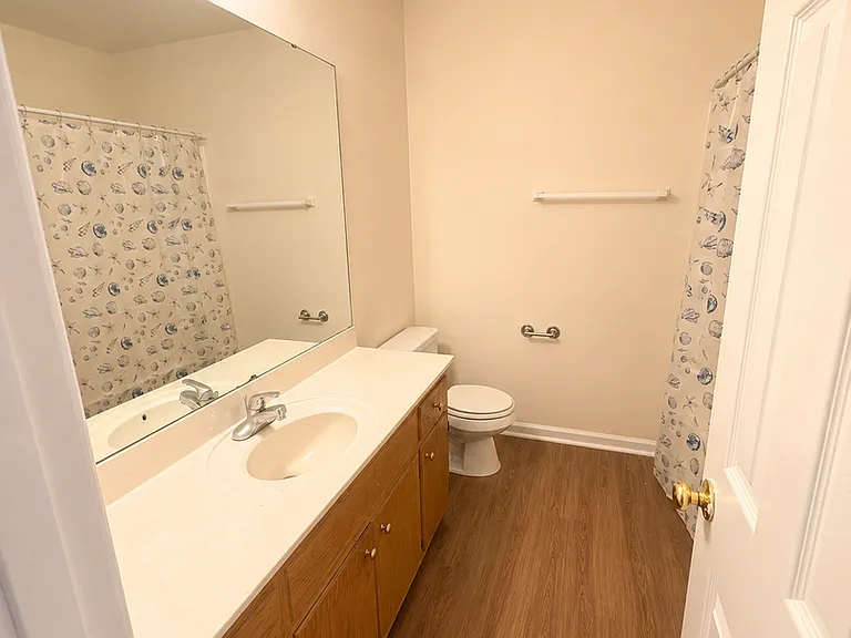 Two bedroom, 1.5 townhouse in Graham (Park Place Apts) — Photo 6