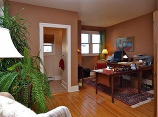 50 Powel Ave, Newport, RI 02840