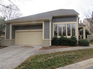 9527 Glenwater Dr, Charlotte, NC 28262