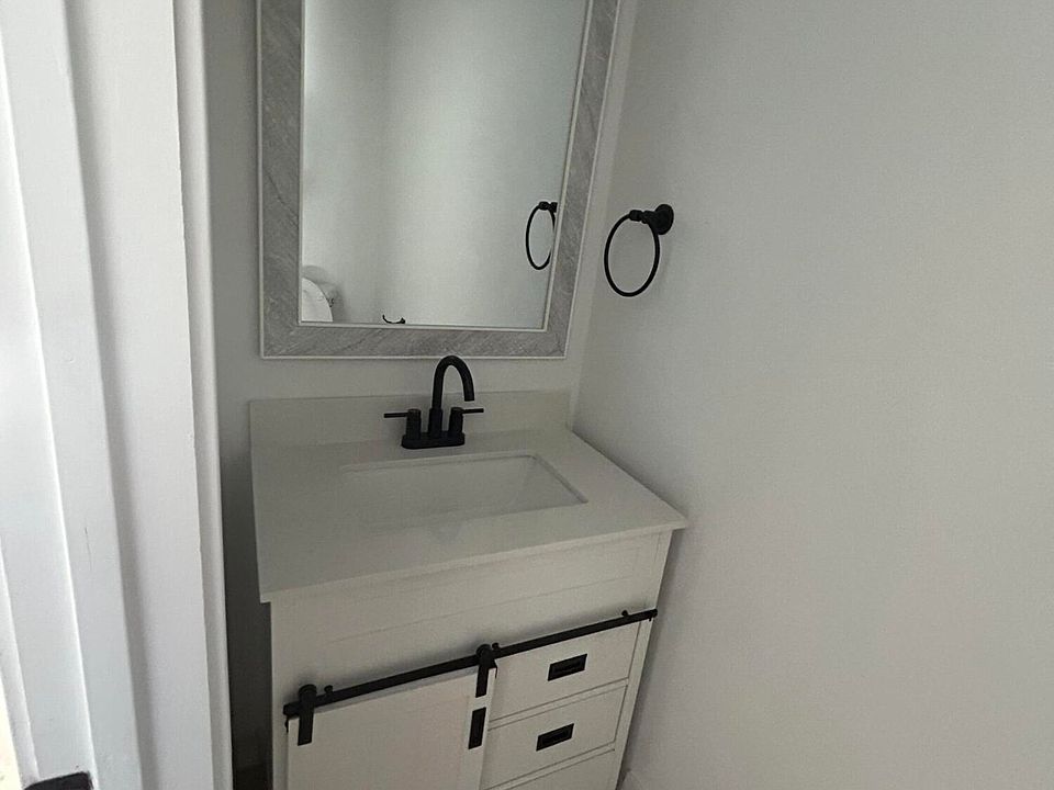 10th image of 8225 Dogwood Ave