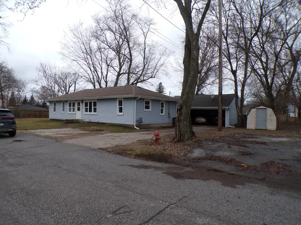 5076 Concord Ave, Portage, IN 46368
