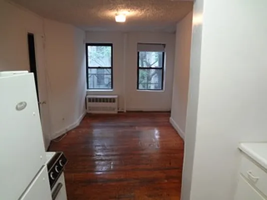 Rented by City Heights Realty | media 18