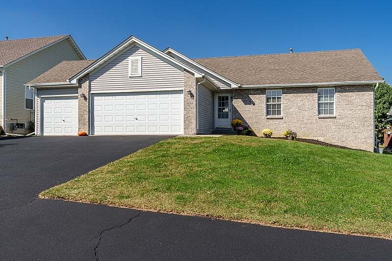 1st image of 3056 Hamlin Dr