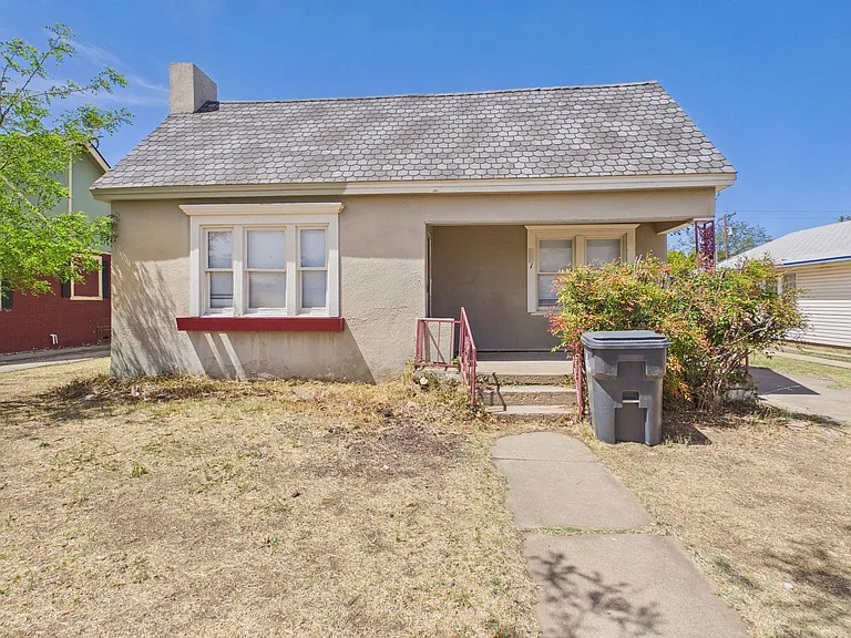 701 Sunset Ter — Photo 3
