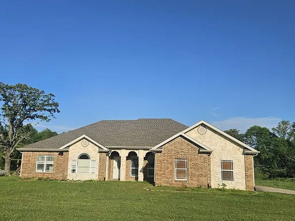 2917 S Oak Tree Ln, Atoka, OK 74525
