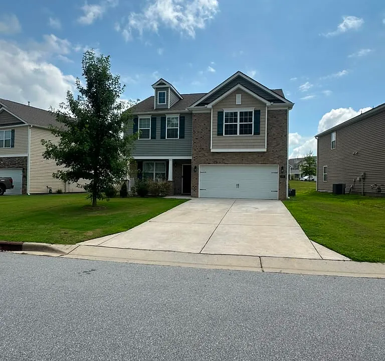 408 N Great White Way