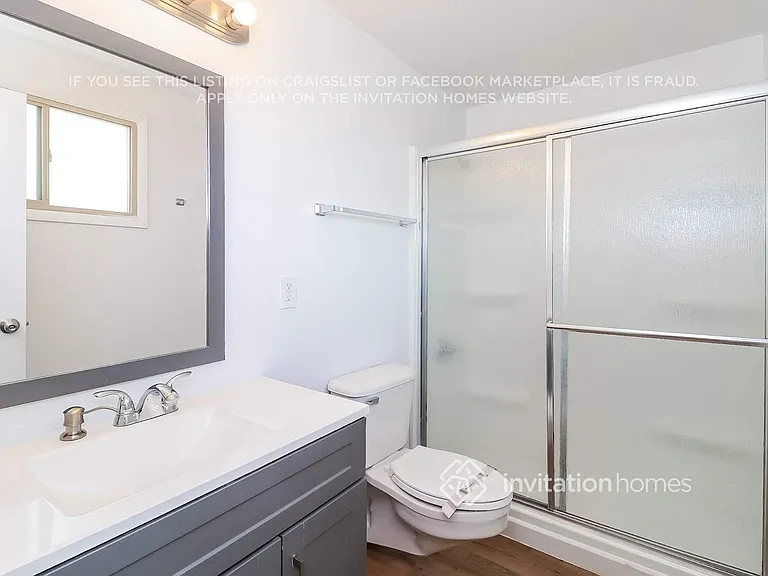 213 E Carson Cir — Photo 12