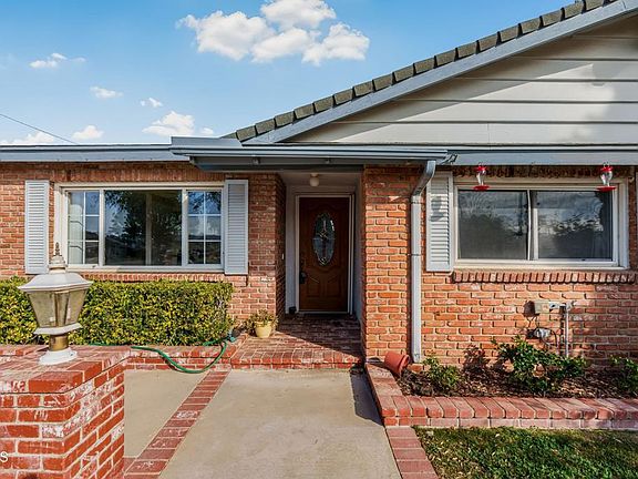 3rd image of 4591 Hempstead St