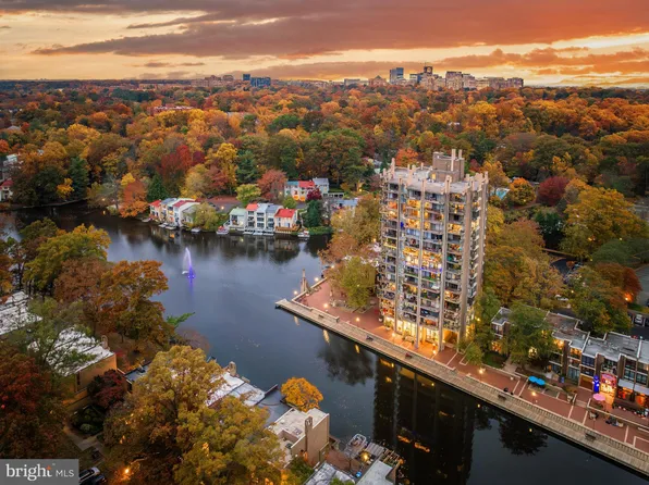 11400 Washington Plz W APT 1301, Reston, VA 20190