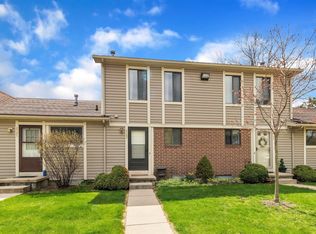 2089 Lake Lansing Rd #81, Haslett, MI 48840