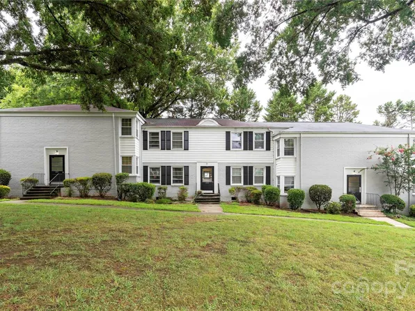 205 Wakefield Dr APT A, Charlotte, NC 28209
