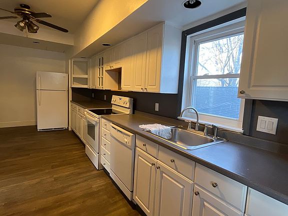 5th image of 485 S Walnut St