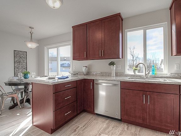3rd image of 7908 67th St NE