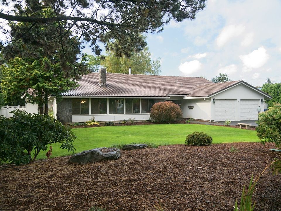 1st image of 716 SE Sherley Ct