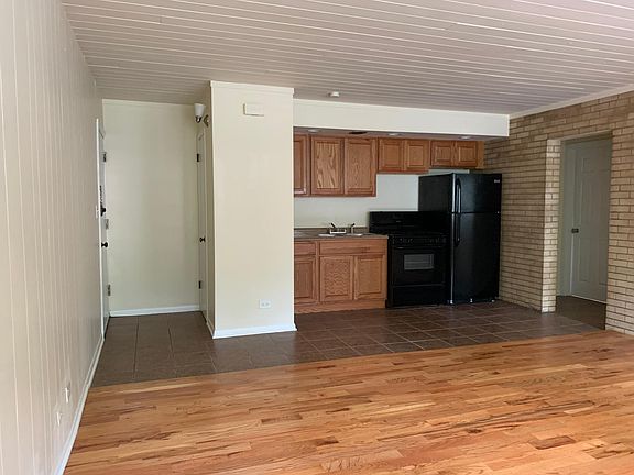 5th image of 1646 2nd St APT 5